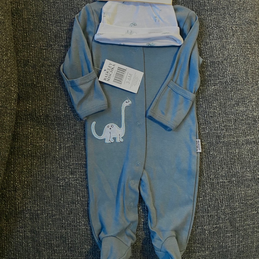 Badgley Mischka Pajama & Hat Set (3-6mo)